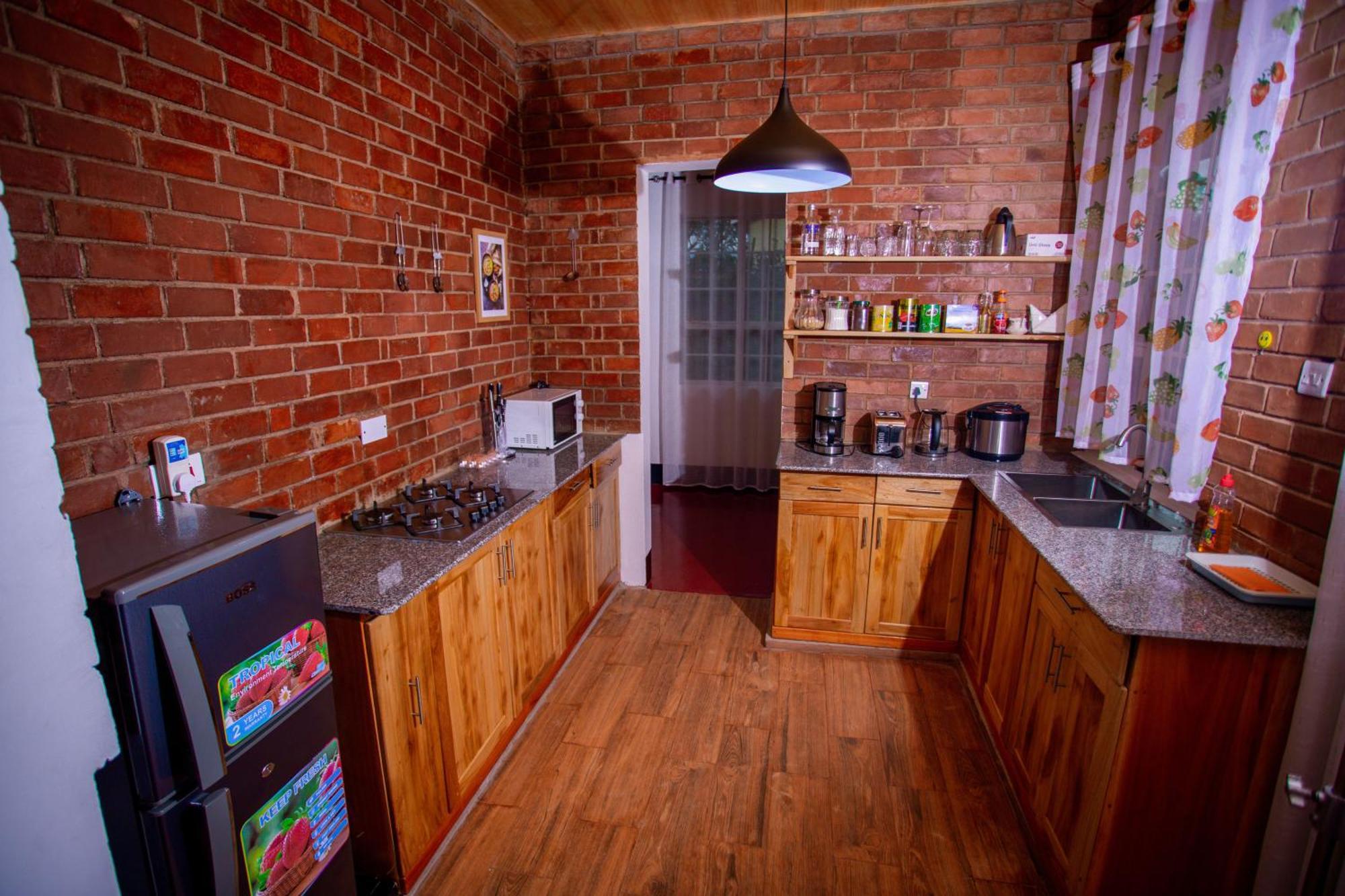 Royal Homestay Moshi Eksteriør bilde