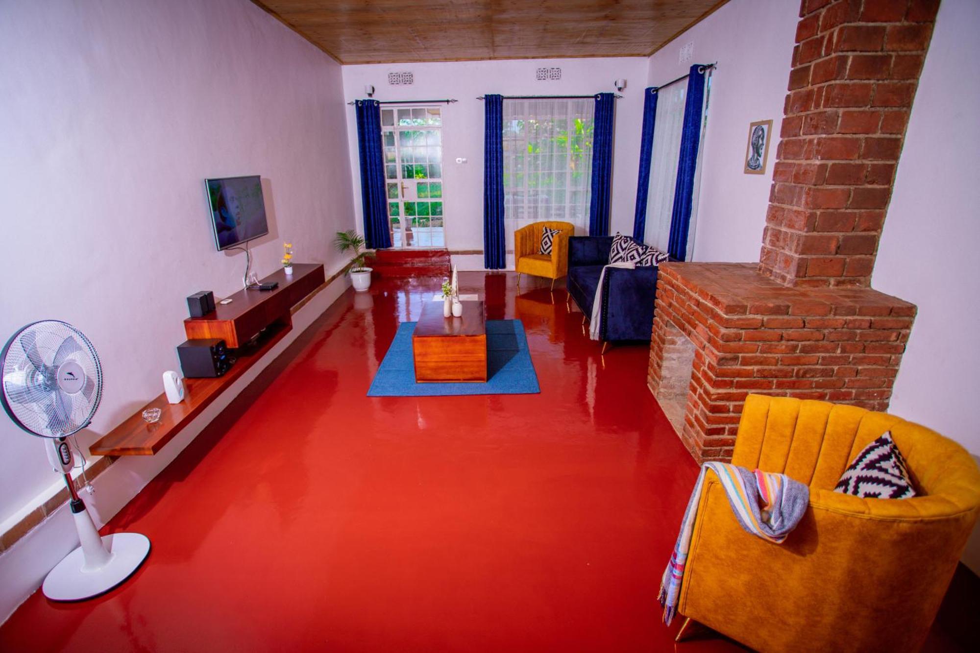 Royal Homestay Moshi Eksteriør bilde