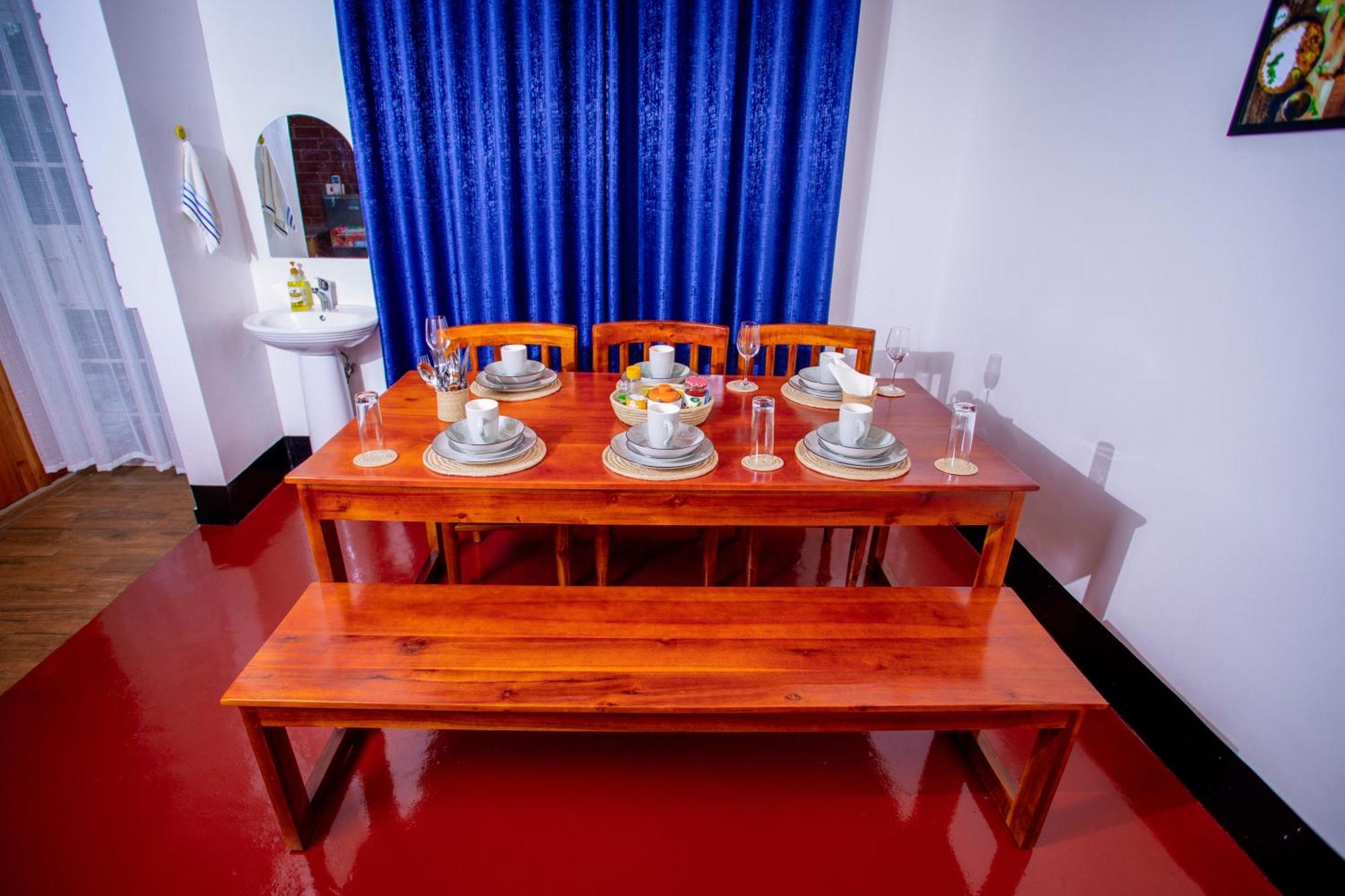 Royal Homestay Moshi Eksteriør bilde