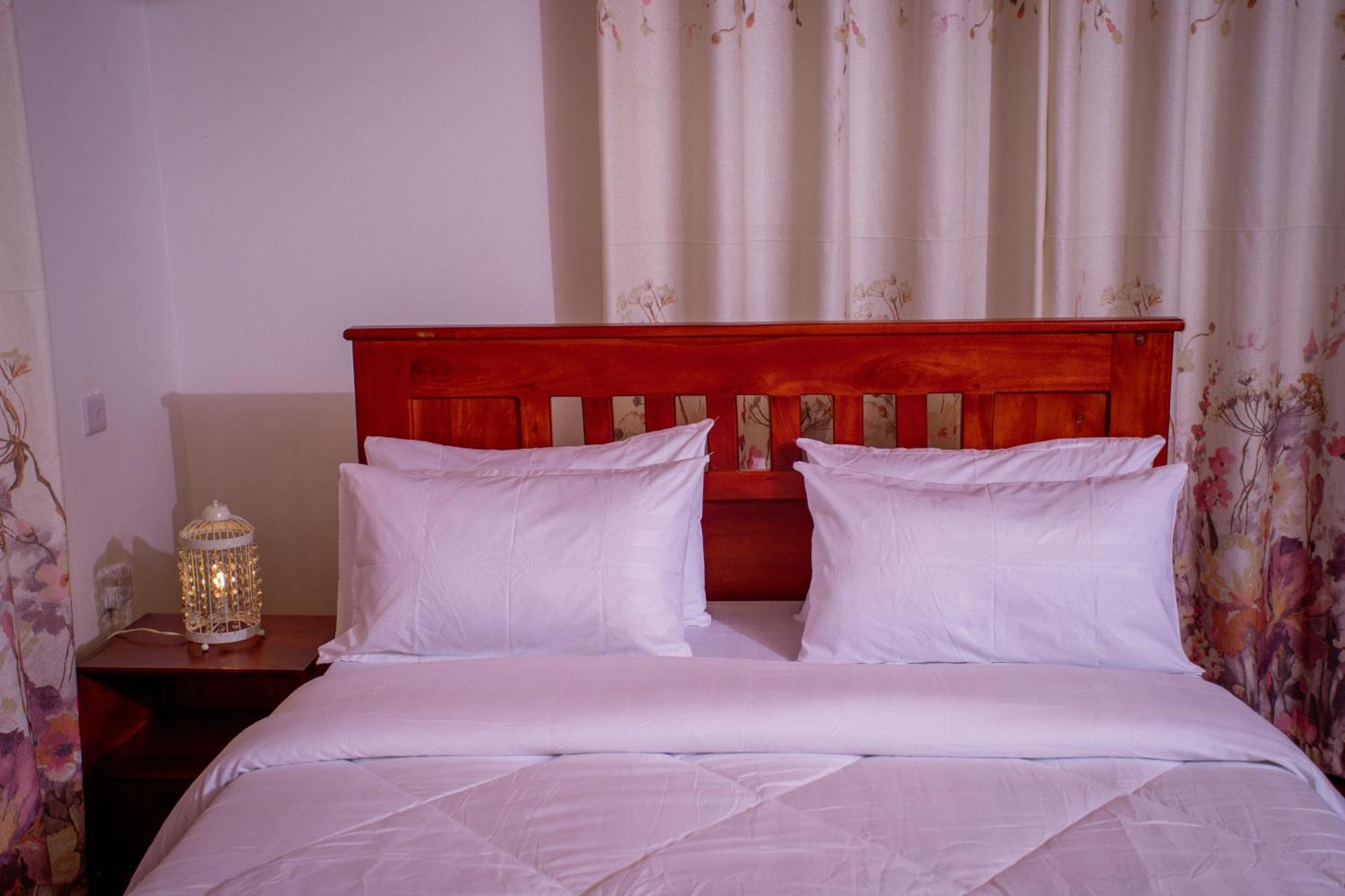 Royal Homestay Moshi Eksteriør bilde